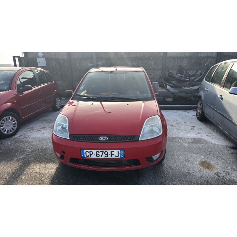 Vitre arriere gauche FORD FIESTA 5 Photo n°12
