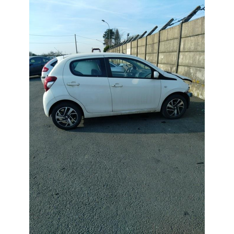 Pompe à carburant PEUGEOT 108 Photo n°7
