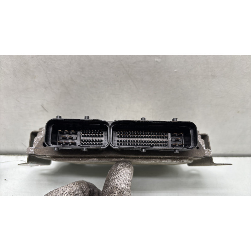 Calculateur moteur TOYOTA AYGO 1 Photo n°3