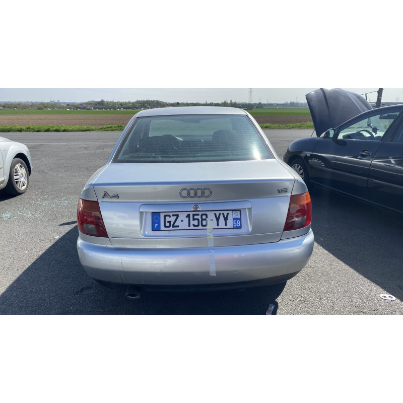 Feu arriere principal droit (feux) AUDI A4 1 Photo n°8