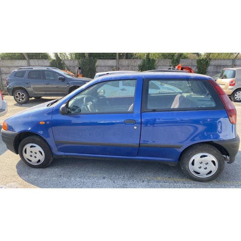 Pare choc avant FIAT PUNTO 1 Photo n°10