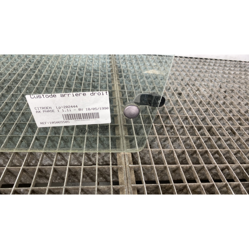 Custode arriere droit CITROEN AX Photo n°4