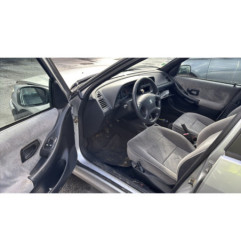 Vitre arriere gauche PEUGEOT 306