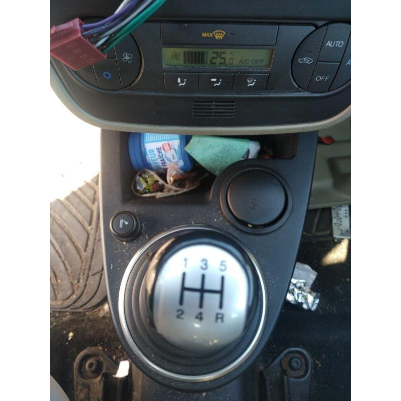 Vitre avant droit FORD FIESTA 5 Photo n°13