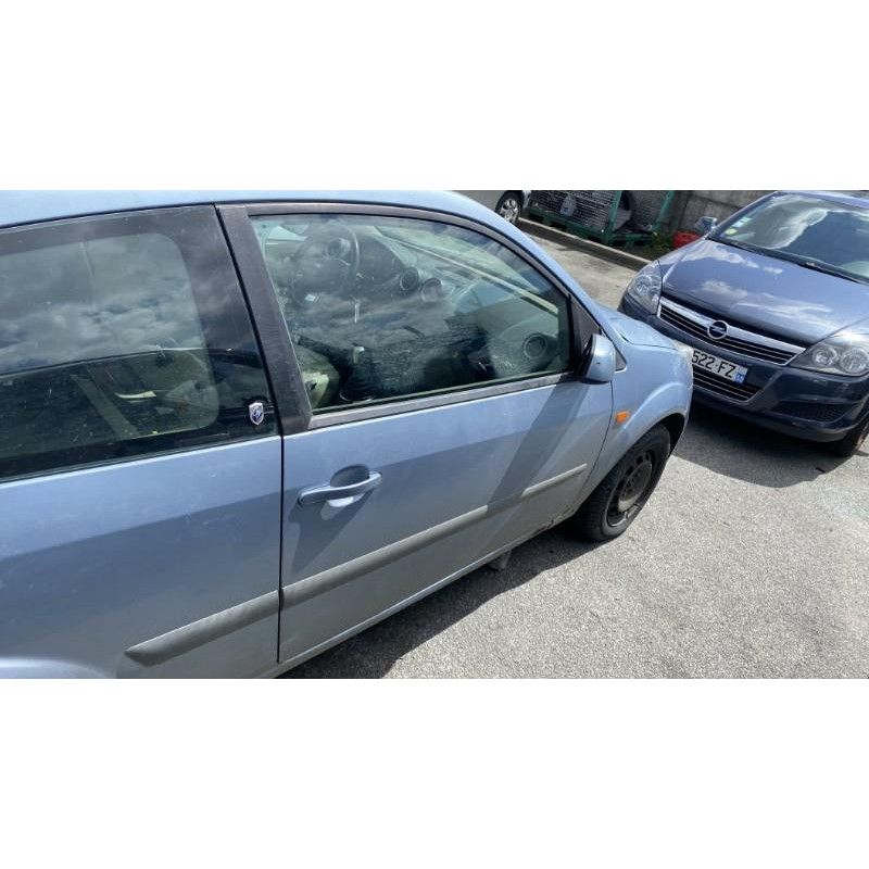 Vitre avant droit FORD FIESTA 5 Photo n°19