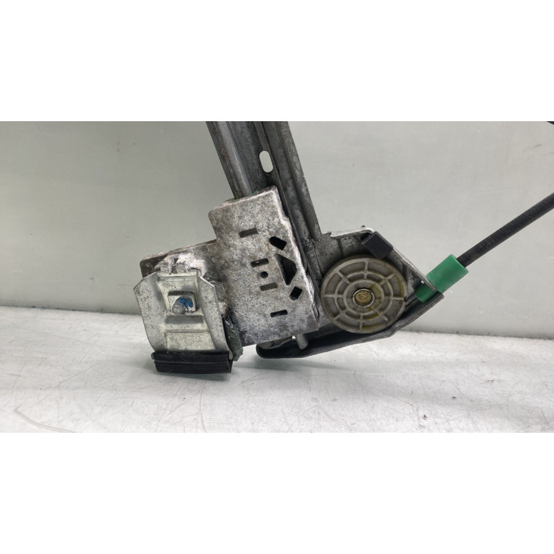 Leve vitre electrique avant droit PEUGEOT 206 Photo n°6