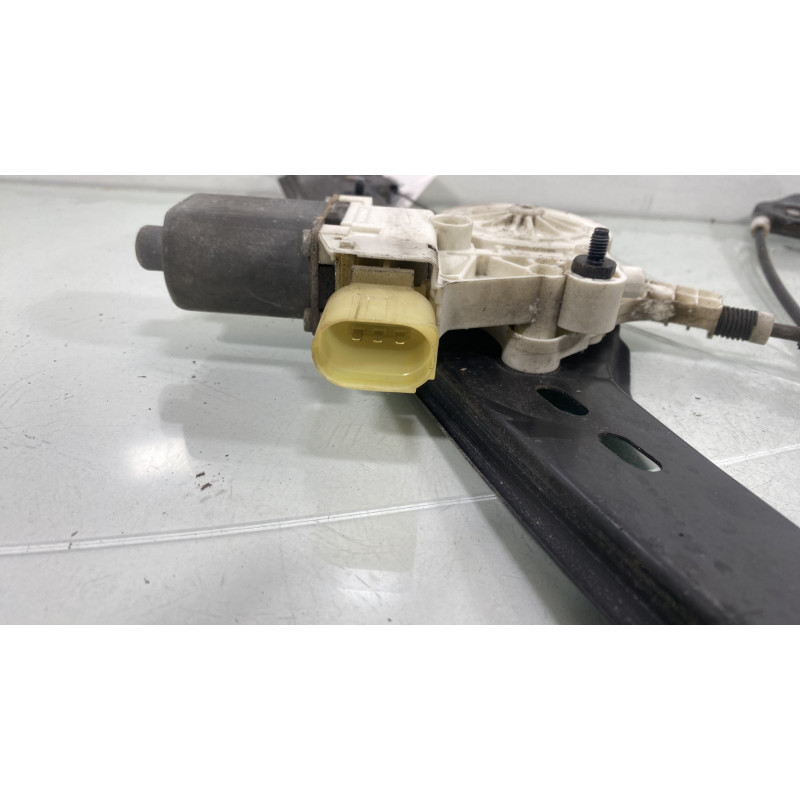Leve vitre electrique avant gauche BMW SERIE 3 E90 Photo n°2