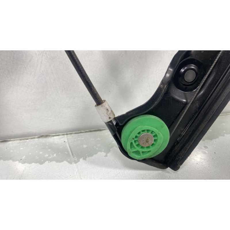 Leve vitre electrique avant gauche BMW SERIE 3 E90 Photo n°4