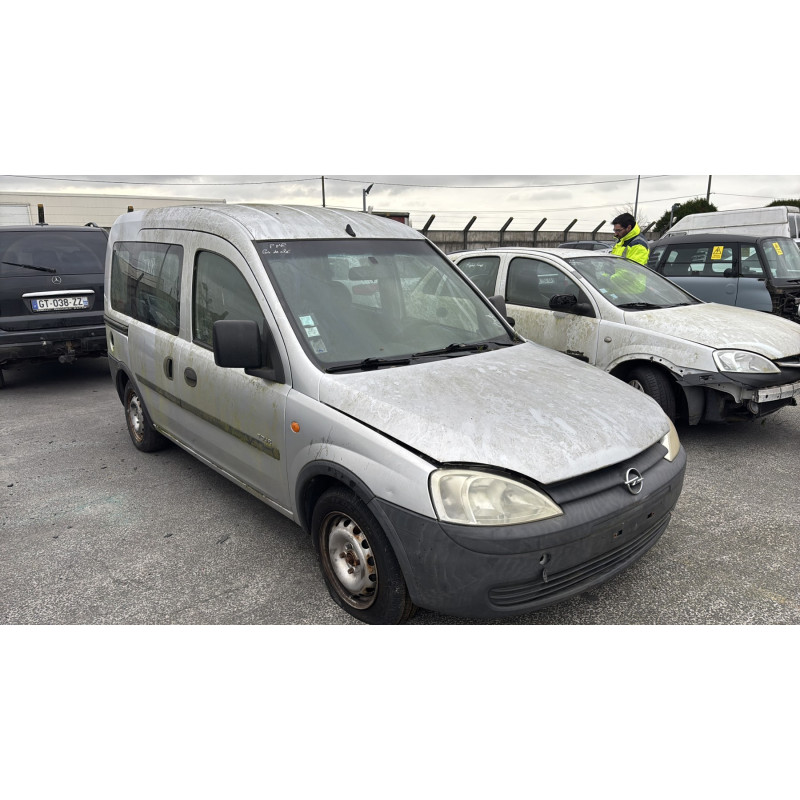 Pare choc arriere OPEL COMBO C Photo n°6