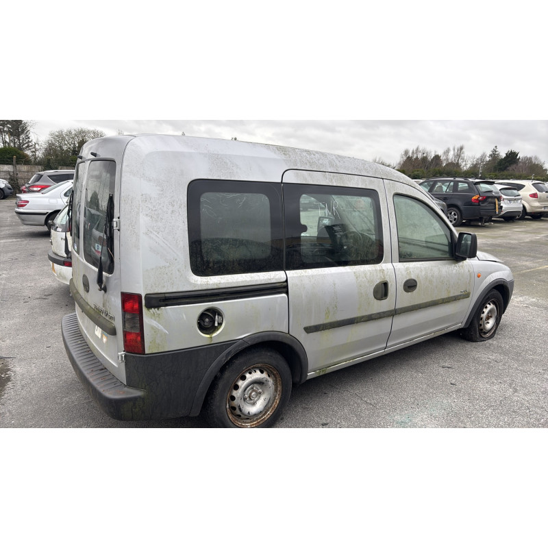 Pare choc arriere OPEL COMBO C Photo n°10