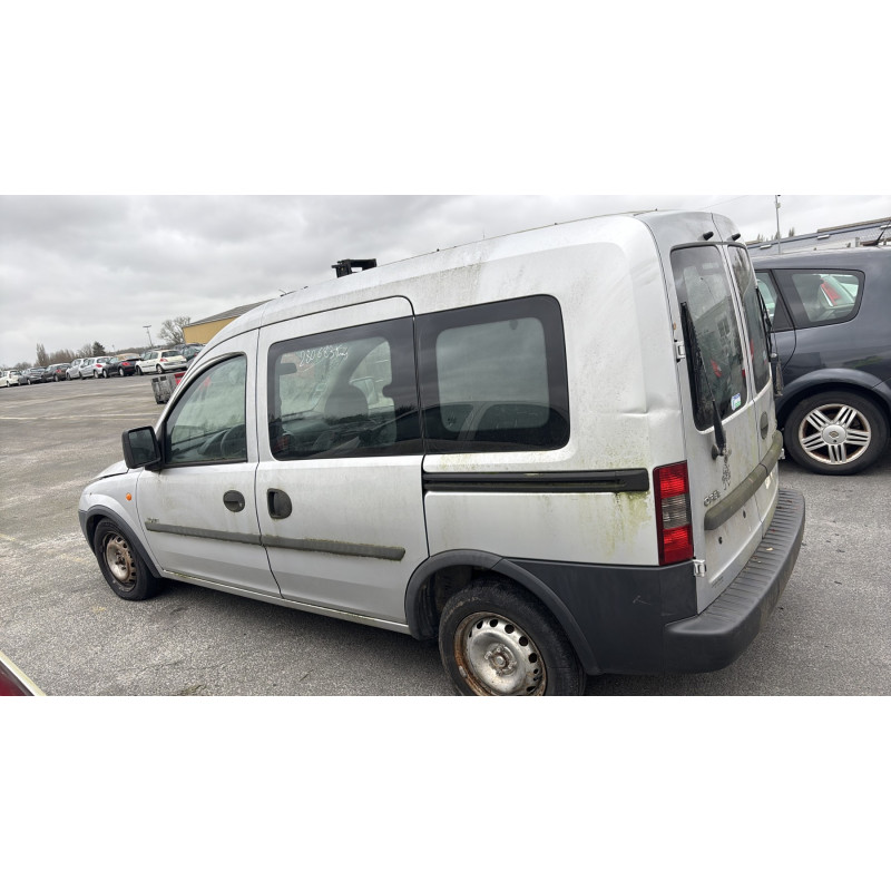 Pare choc arriere OPEL COMBO C Photo n°11