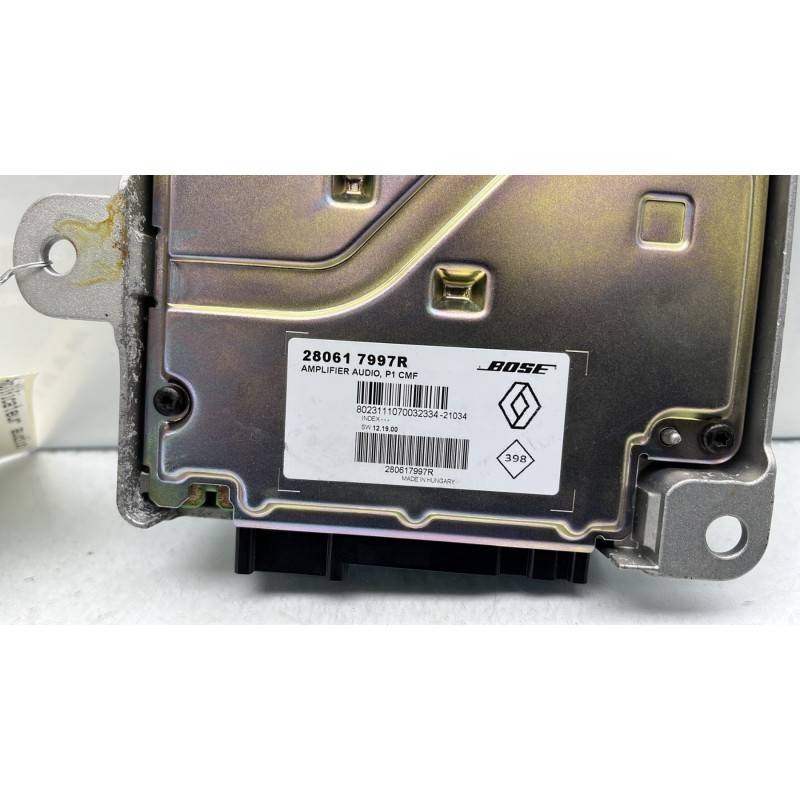 Amplificateur audio RENAULT ARKANA Photo n°4