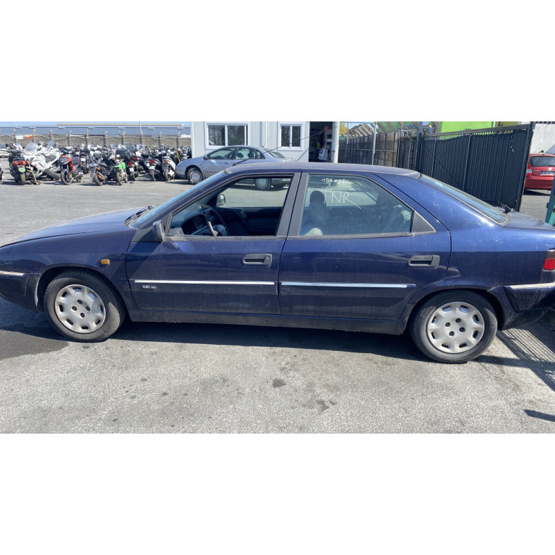 Optique avant secondaire gauche (feux)(clignotant) CITROEN XANTIA Photo n°9