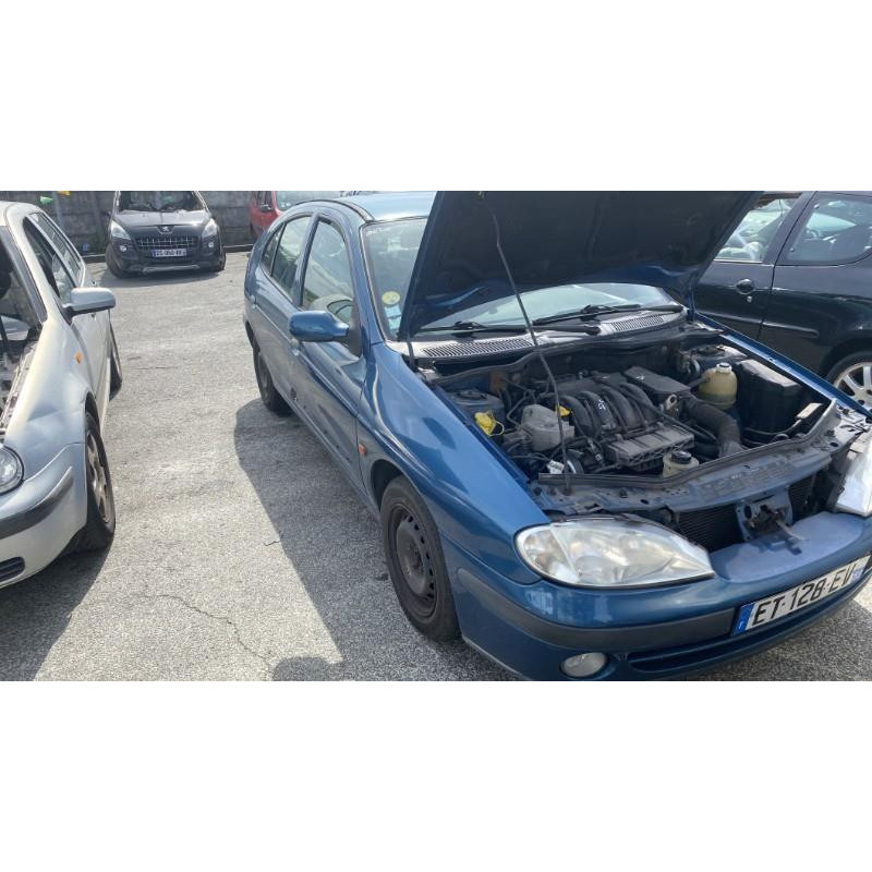 Capot RENAULT MEGANE 1 Photo n°12
