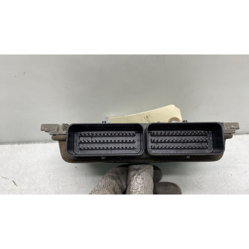 Calculateur moteur RENAULT MEGANE 1 Photo n°3