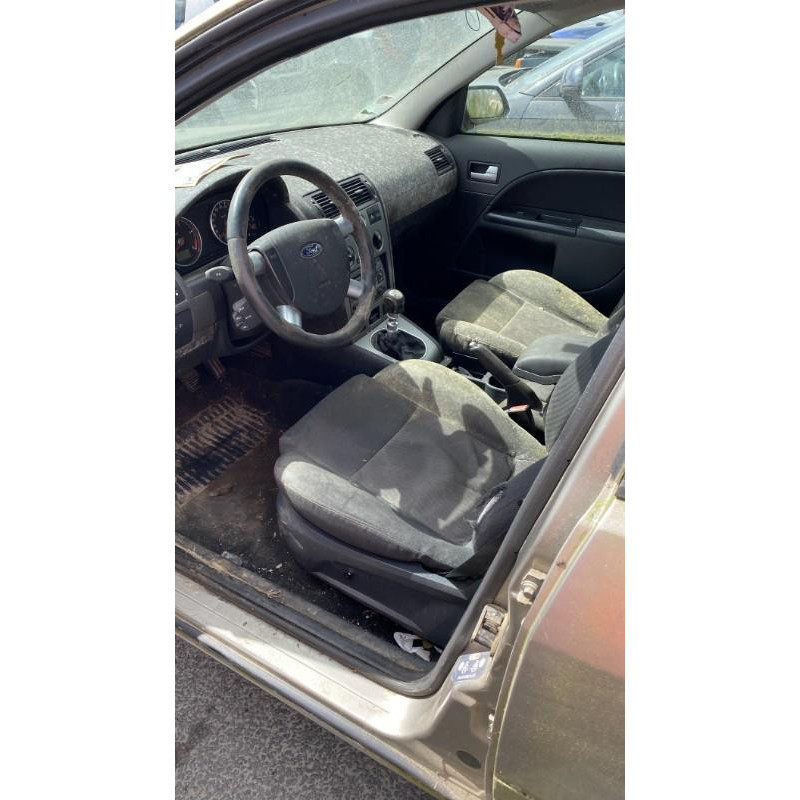 Vitre arriere gauche FORD MONDEO 2 Photo n°8