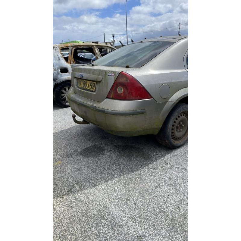 Vitre arriere gauche FORD MONDEO 2 Photo n°16