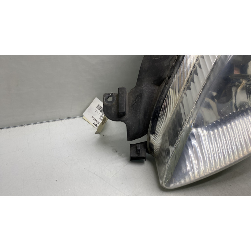 Optique avant principal gauche (feux)(phare) CITROEN XSARA PICASSO Photo n°2