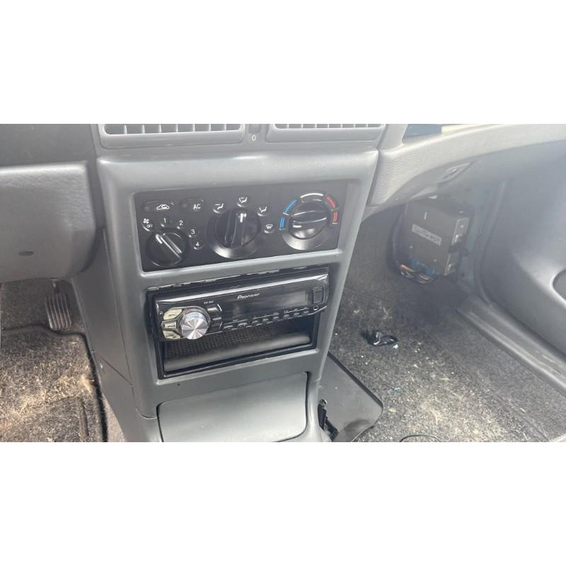 Calandre DAEWOO NEXIA Photo n°12