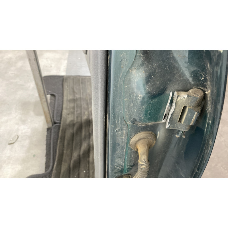 Porte arriere gauche DAEWOO NEXIA Photo n°4