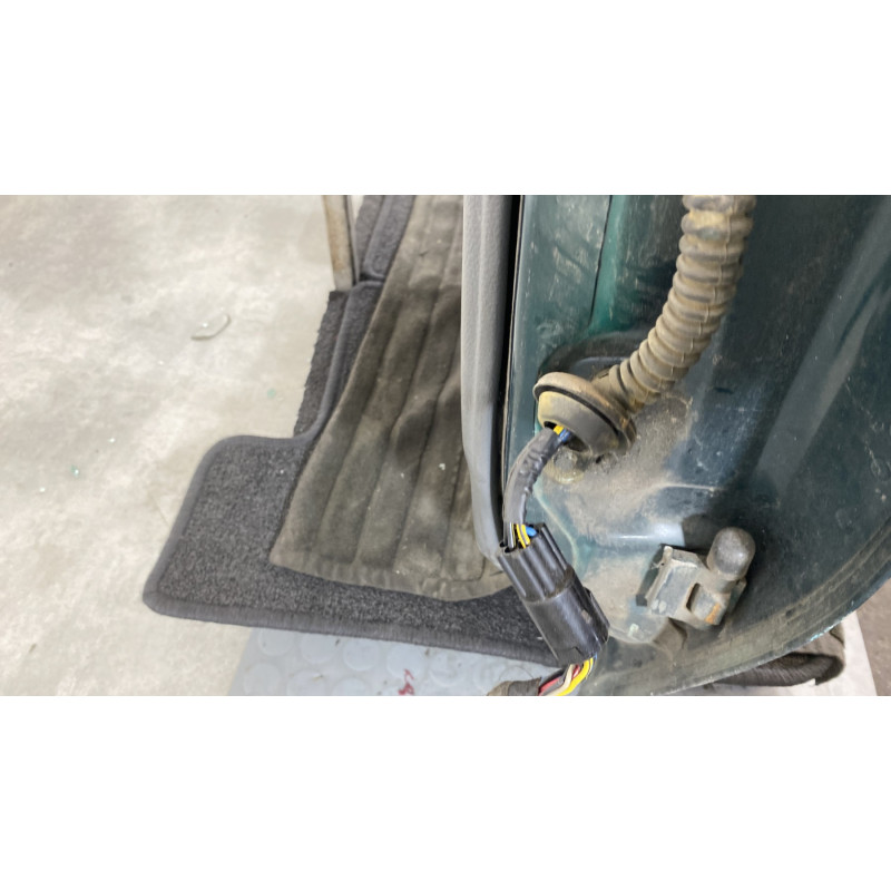 Porte arriere gauche DAEWOO NEXIA Photo n°5