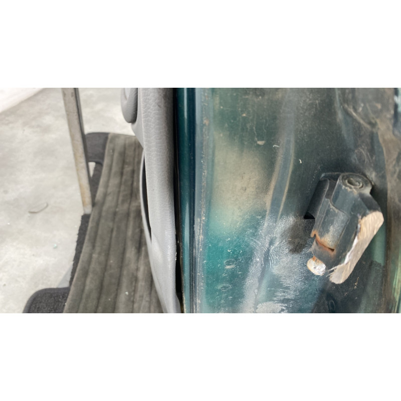 Porte avant gauche DAEWOO NEXIA Photo n°4