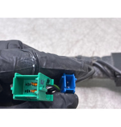 Pretensionneur de ceinture avant gauche OPEL CORSA D
