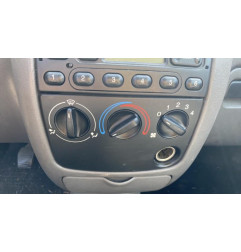 Optique avant principal gauche (feux)(phare) FORD FIESTA 4
