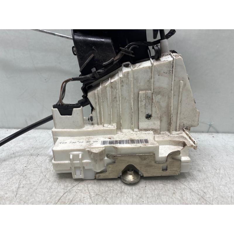 Serrure arriere droit MERCEDES CLASSE B 245 Photo n°8