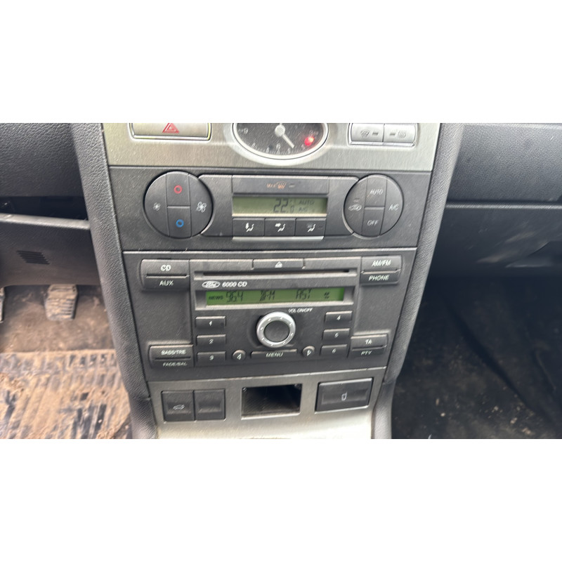 Feu arriere principal droit (feux) FORD MONDEO 2 Photo n°19
