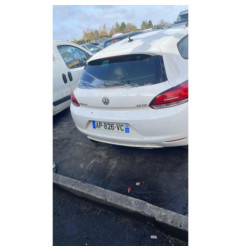 Poignee porte avant gauche VOLKSWAGEN SCIROCCO 3