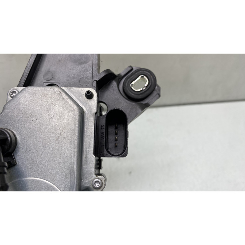 Moteur essuie glace arriere VOLKSWAGEN SCIROCCO 3 Photo n°5