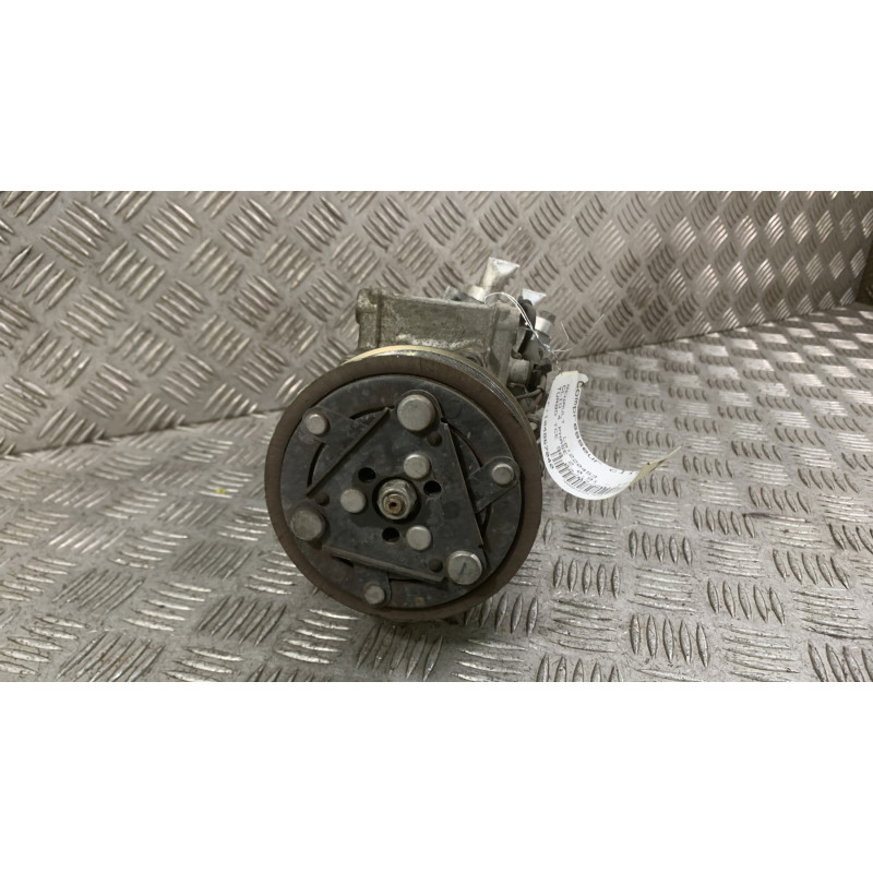 Compresseur clim RENAULT CLIO 4 Photo n°3