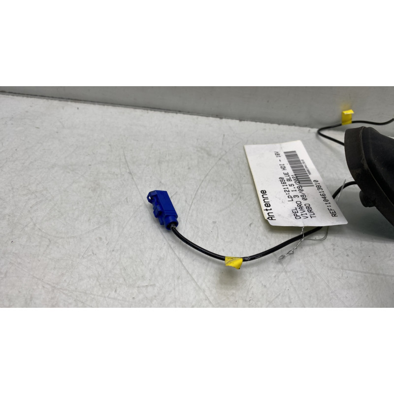 Antenne OPEL VIVARO 3 Photo n°4