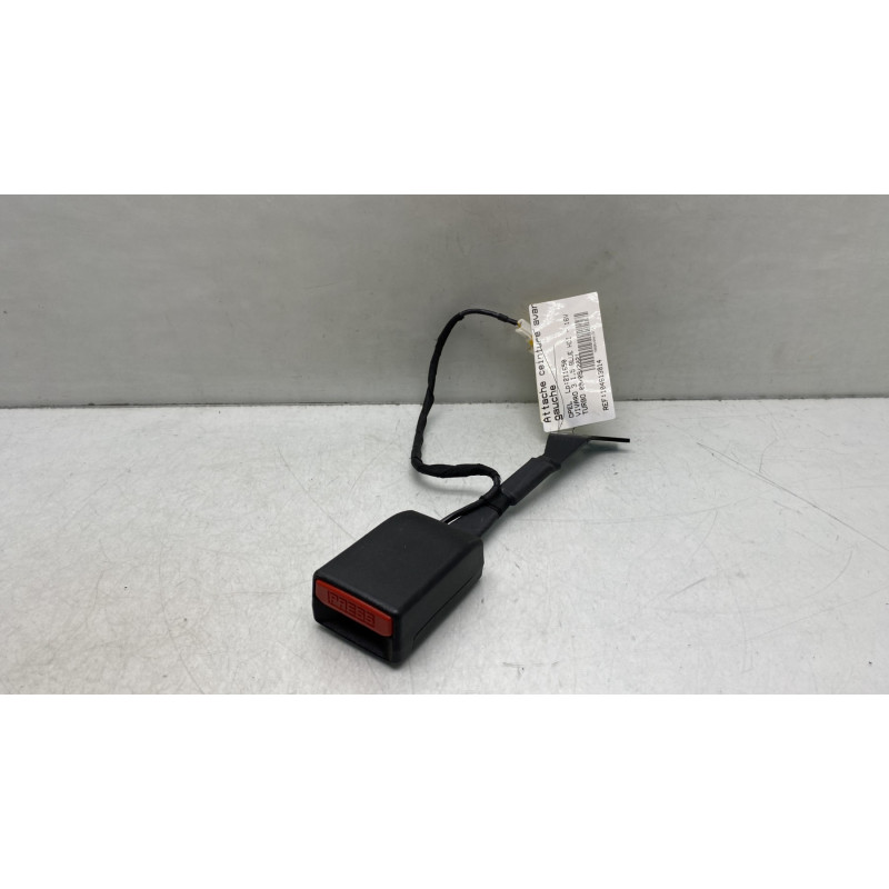 Attache ceinture avant gauche OPEL VIVARO 3 Photo n°1