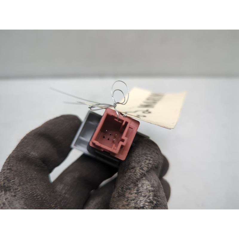 Bouton de warning OPEL VIVARO 3 Photo n°3