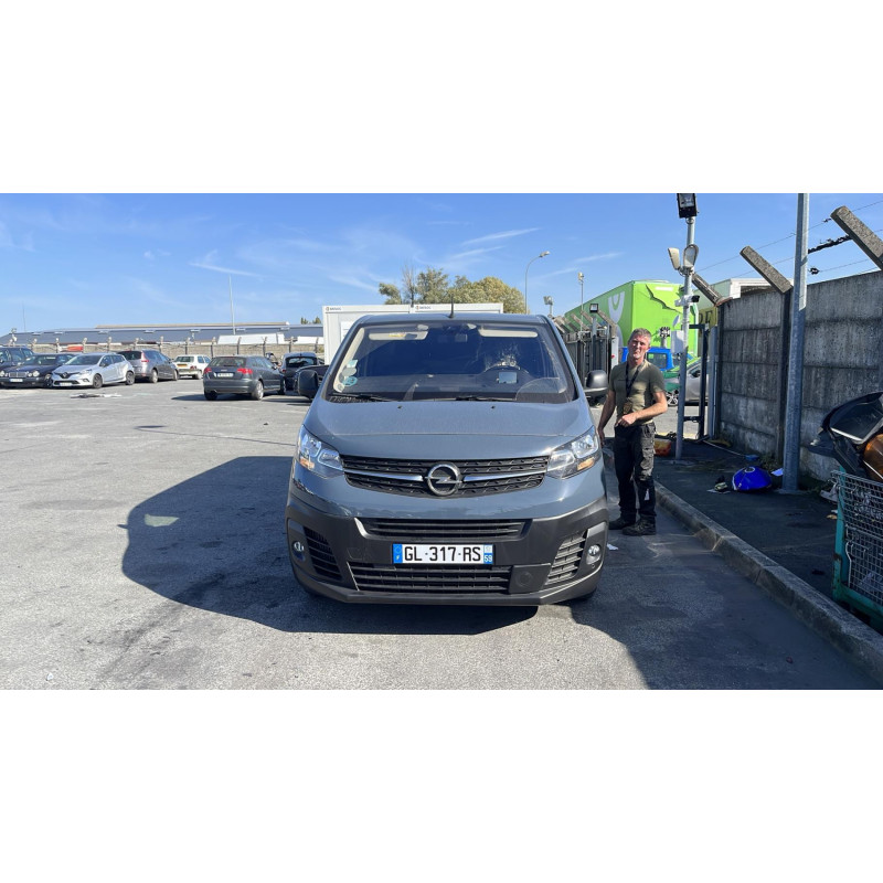 Radiateur eau OPEL VIVARO 3 Photo n°17