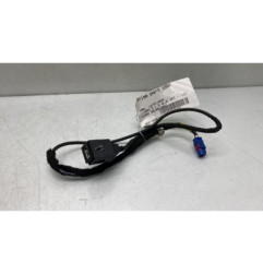 Prise port USB OPEL VIVARO 3 Photo n°1