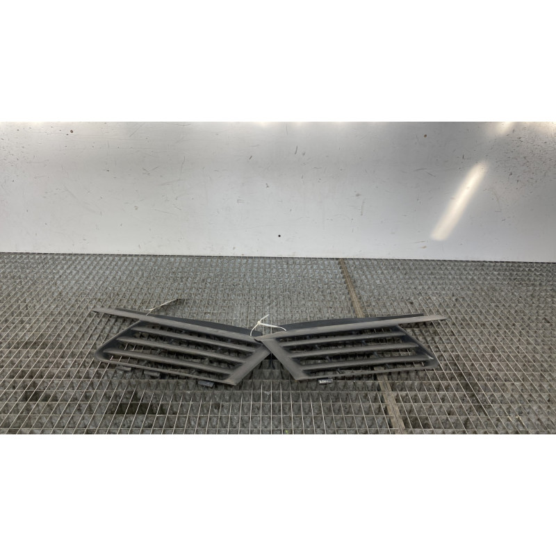 Calandre RENAULT ESPACE 4 Photo n°1