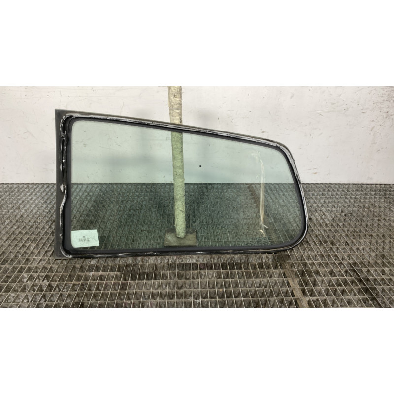 Custode arriere droit VOLKSWAGEN FOX Photo n°4