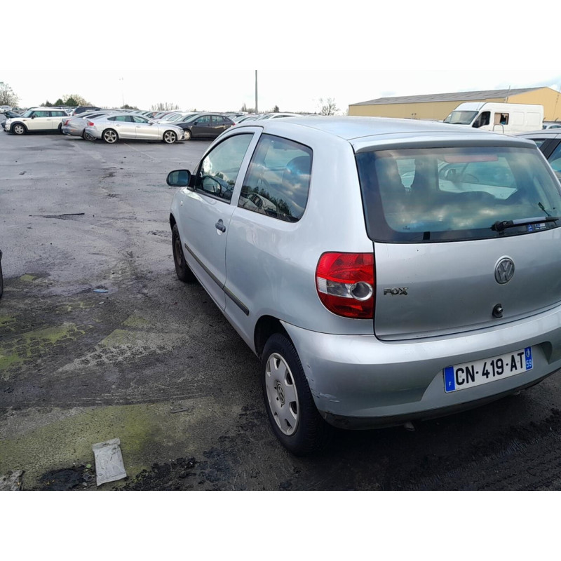 Custode arriere droit VOLKSWAGEN FOX Photo n°5