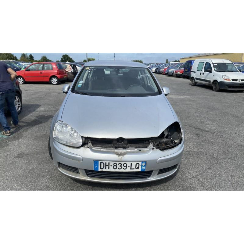 Feu arriere secondaire gauche (feux) VOLKSWAGEN GOLF 5 Photo n°6