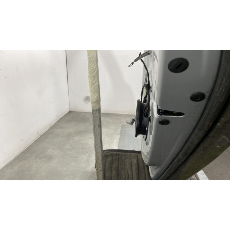 Porte arriere droit VOLKSWAGEN GOLF 5 Photo n°5