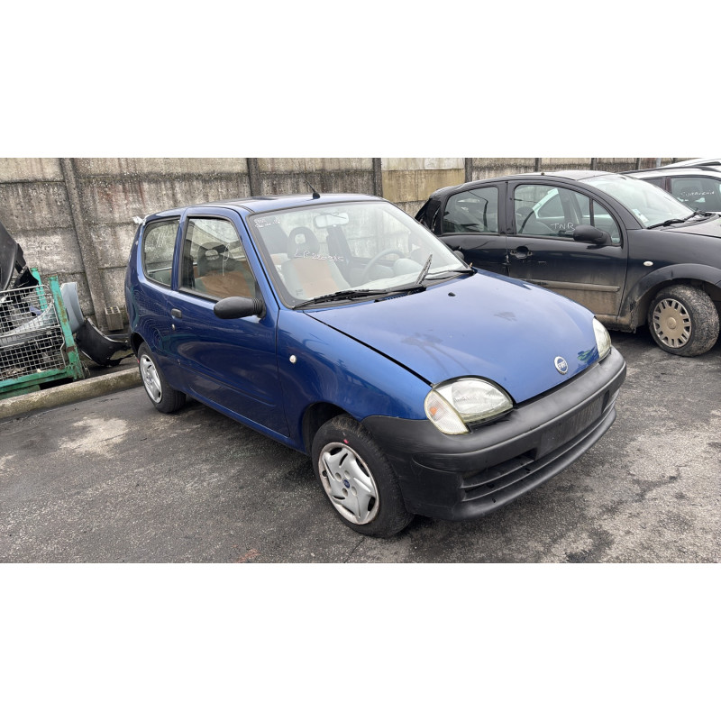 Pare choc arriere FIAT SEICENTO Photo n°6