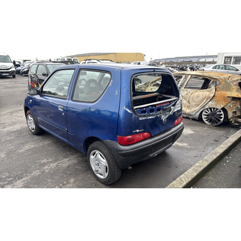 Pare choc arriere FIAT SEICENTO Photo n°8