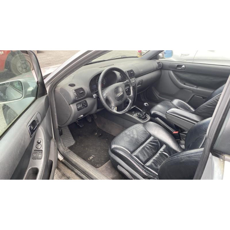 Feu arriere principal droit (feux) AUDI A3 1 Photo n°9