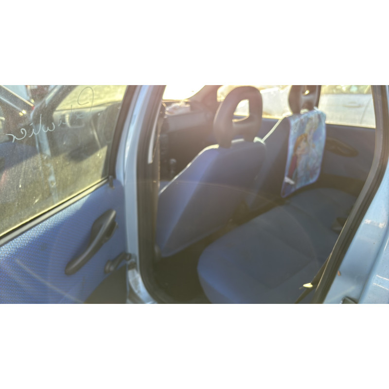 Poignee porte avant gauche FIAT PUNTO 2 Photo n°14
