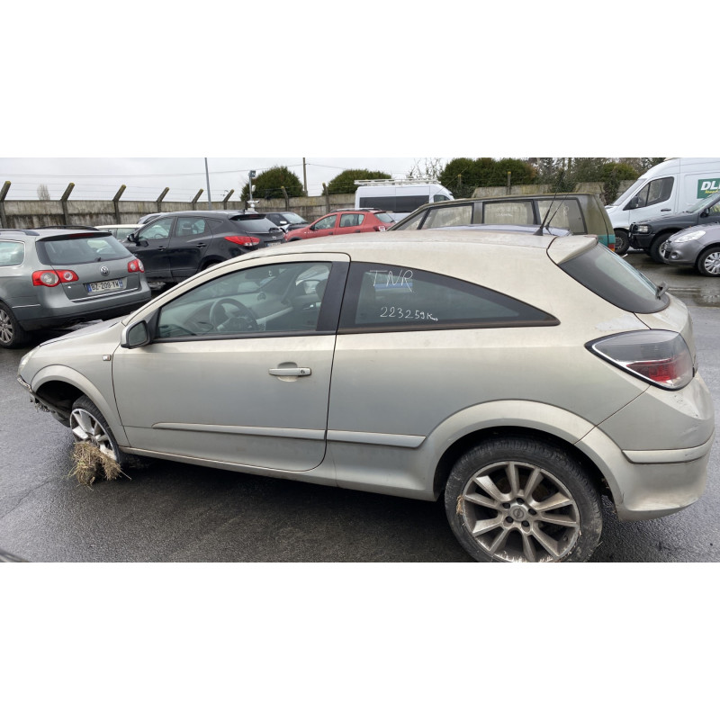 Feu arriere principal droit (feux) OPEL ASTRA H Photo n°9