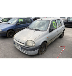 Attache ceinture arriere gauche RENAULT CLIO 2