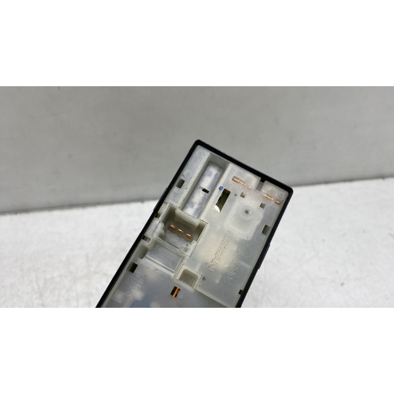 Interrupteur de leve vitre avant gauche NISSAN NOTE 2 Photo n°4